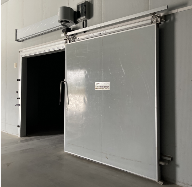 如何降低冷庫開門時的冷量損失